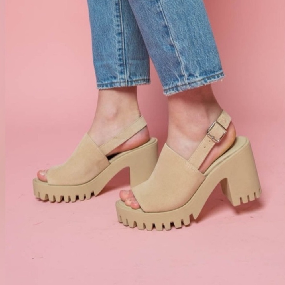 Madden Girl "Sonny” Beige Platform Sandals